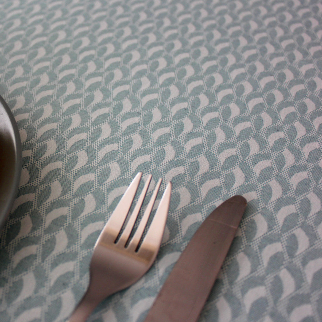 naerbild av Munch Aqua textilduk - Elegant Jacquardvävt Mönster