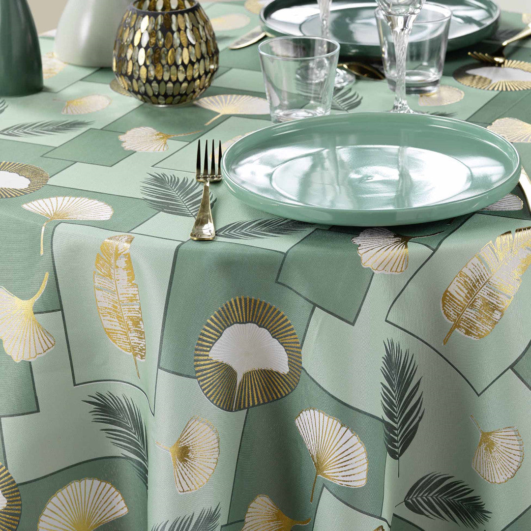 Detaljerat utsnitt av Natane Sage runt duk med exklusiva detaljer