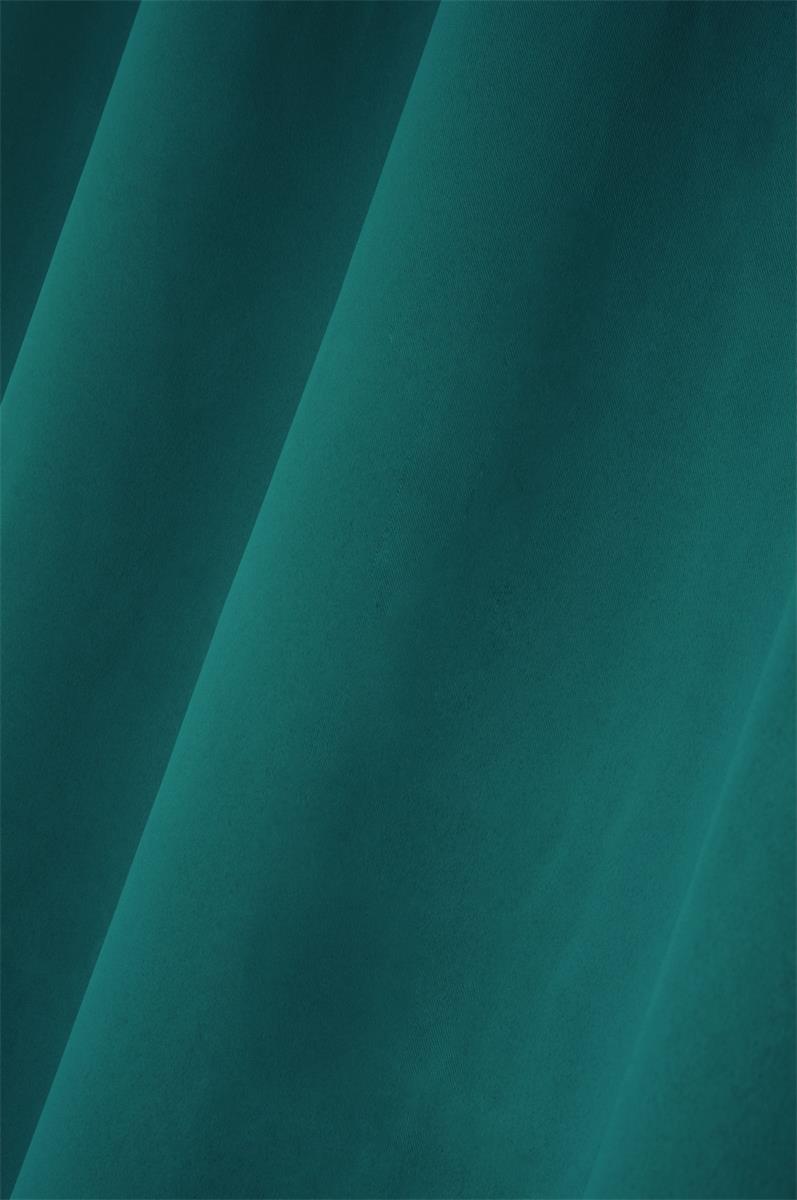 Notte Emerald – Mörkläggningsgardin 135 x 180 cm, närbild