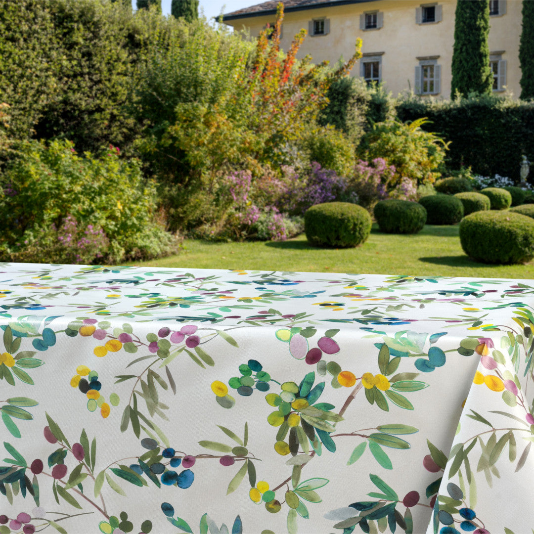 Oliver på gren - Vaxduk med färgglada oliver