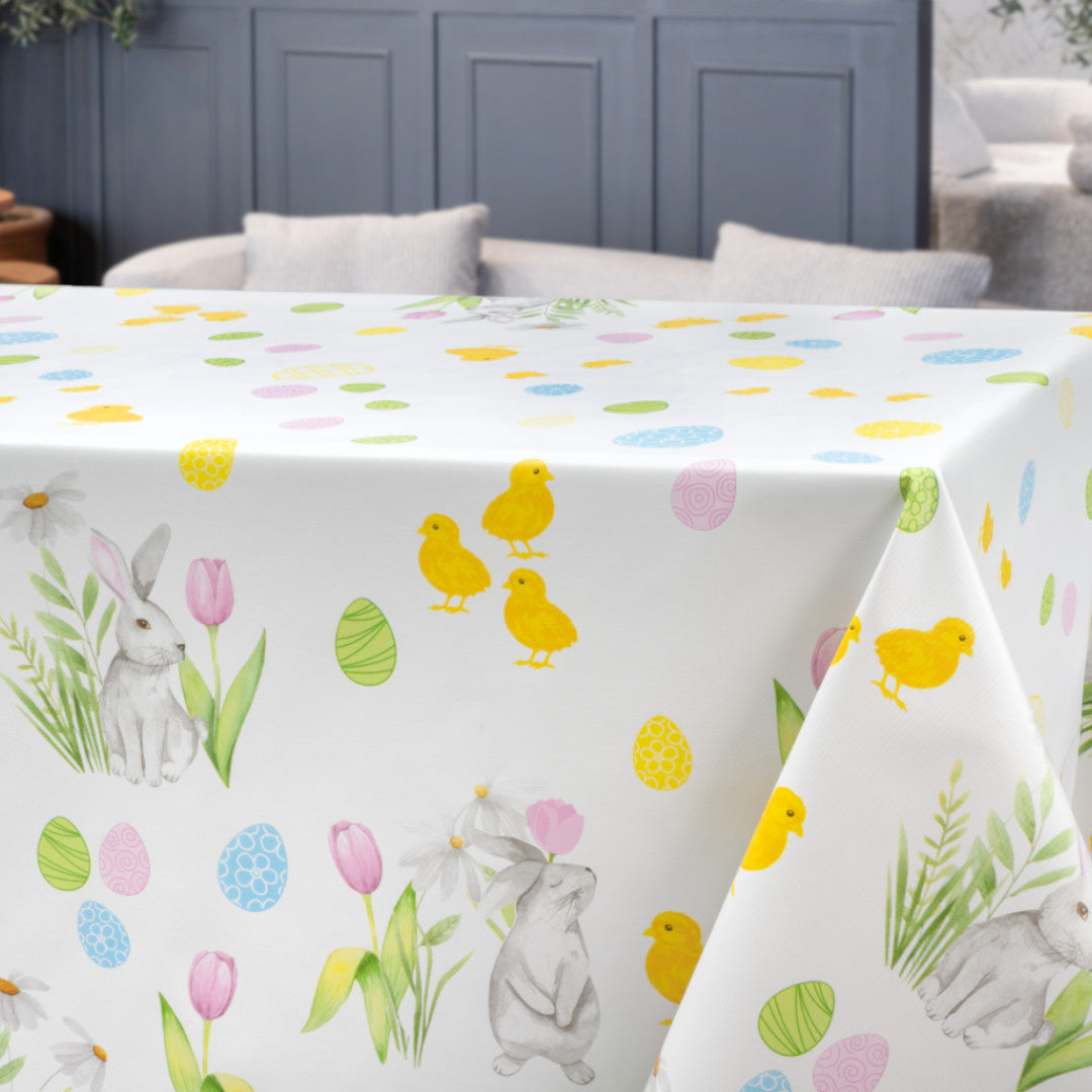 Påskglädje - vaxduk med kycklingar, harar och ägg