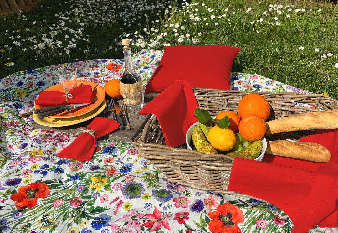 Prato di Fiori Selvatici - Textilvaxduk med vild blomsteräng