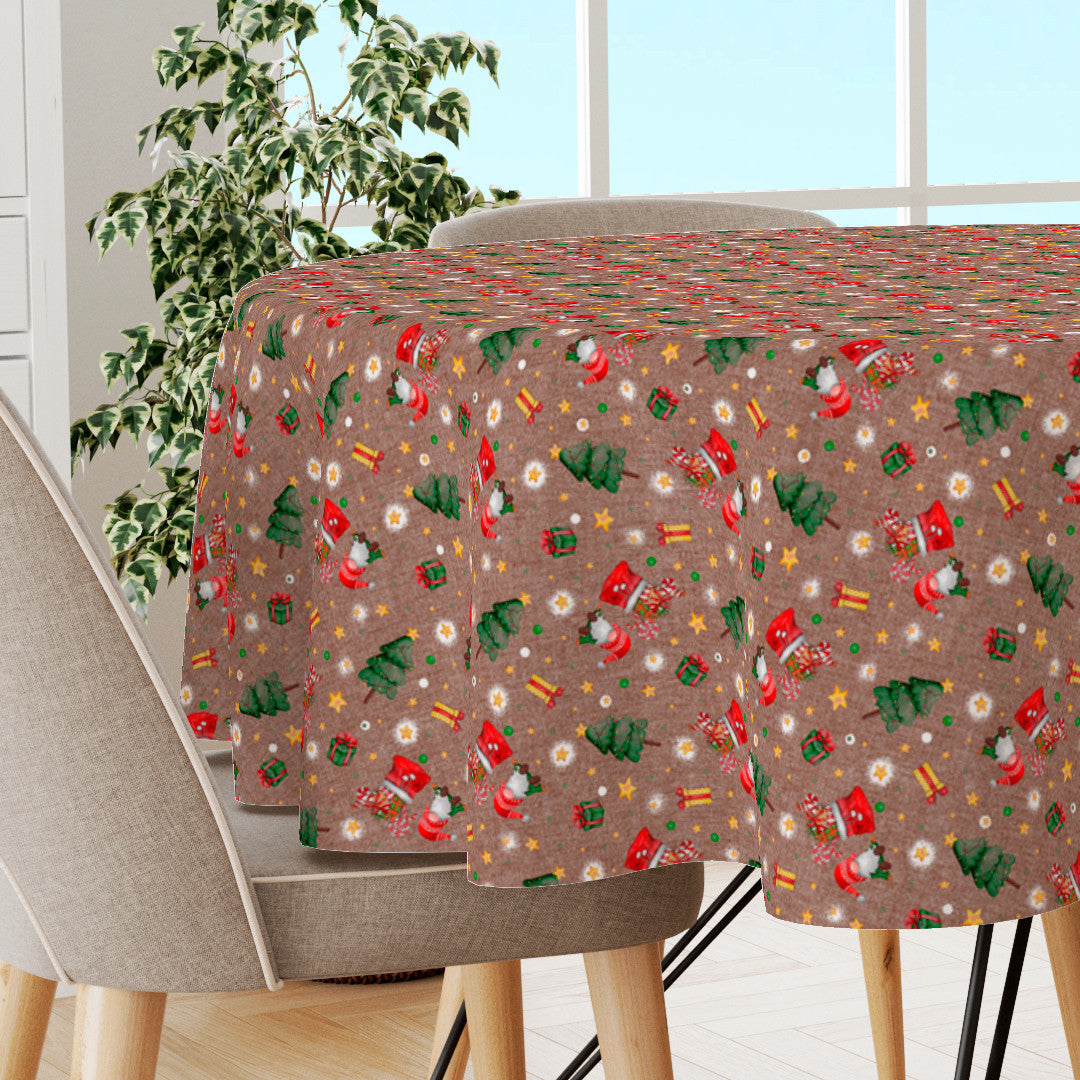 Regalos rund duk - textilduk i varm brun linne-look med julklappar, tomtar och julgranar
