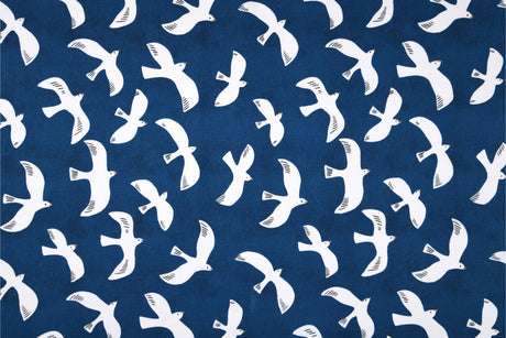 Mouette - Textilvaxduk med måsar på blå bakgrund - 155 cm bred