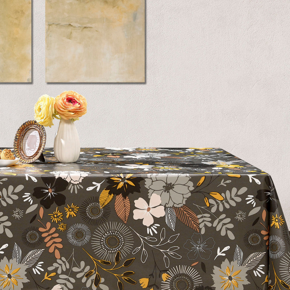 Vacker blomsterprakt - Vaxduk med blommor på mörk bakgrund