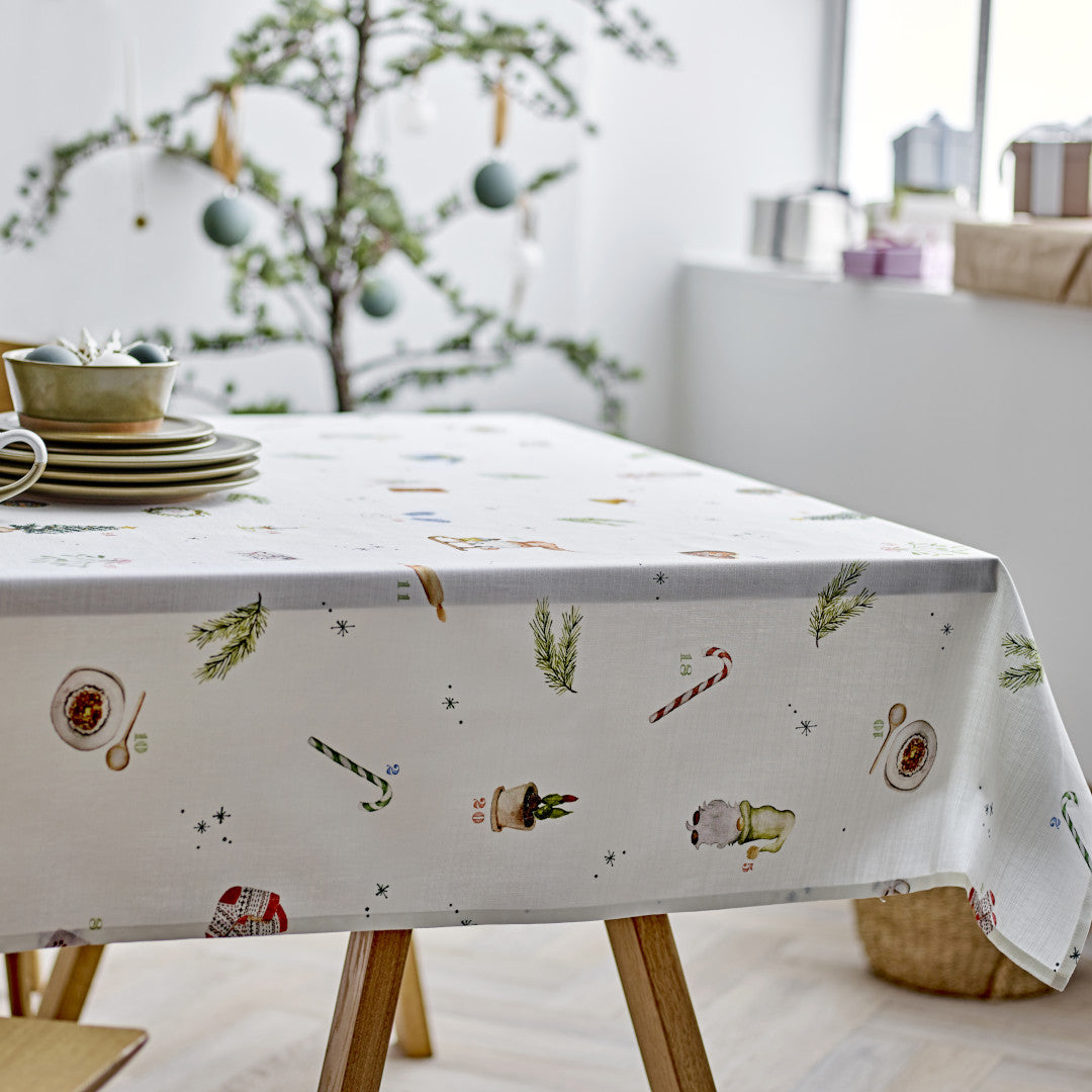 Södahl Christmas Days julduk i festlig miljö med juldekorationer 140x350