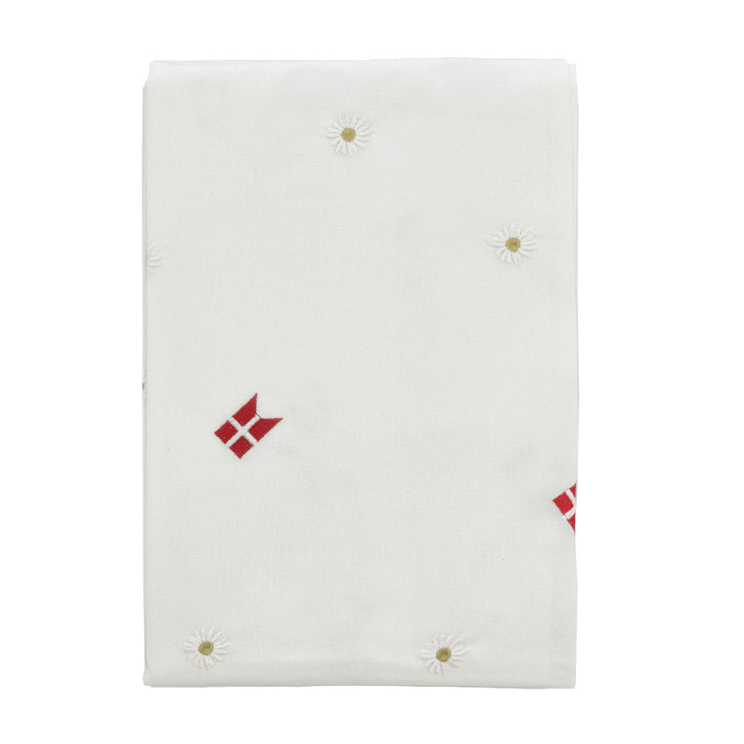 Södahl Tillykke Duk 140 x 220 cm - Födelsedagsduk med Danmarks flagga och fina margueriter