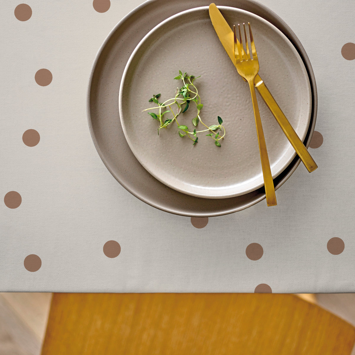 Solaris Warm Taupe - Sødahl textil duk med glidskydd