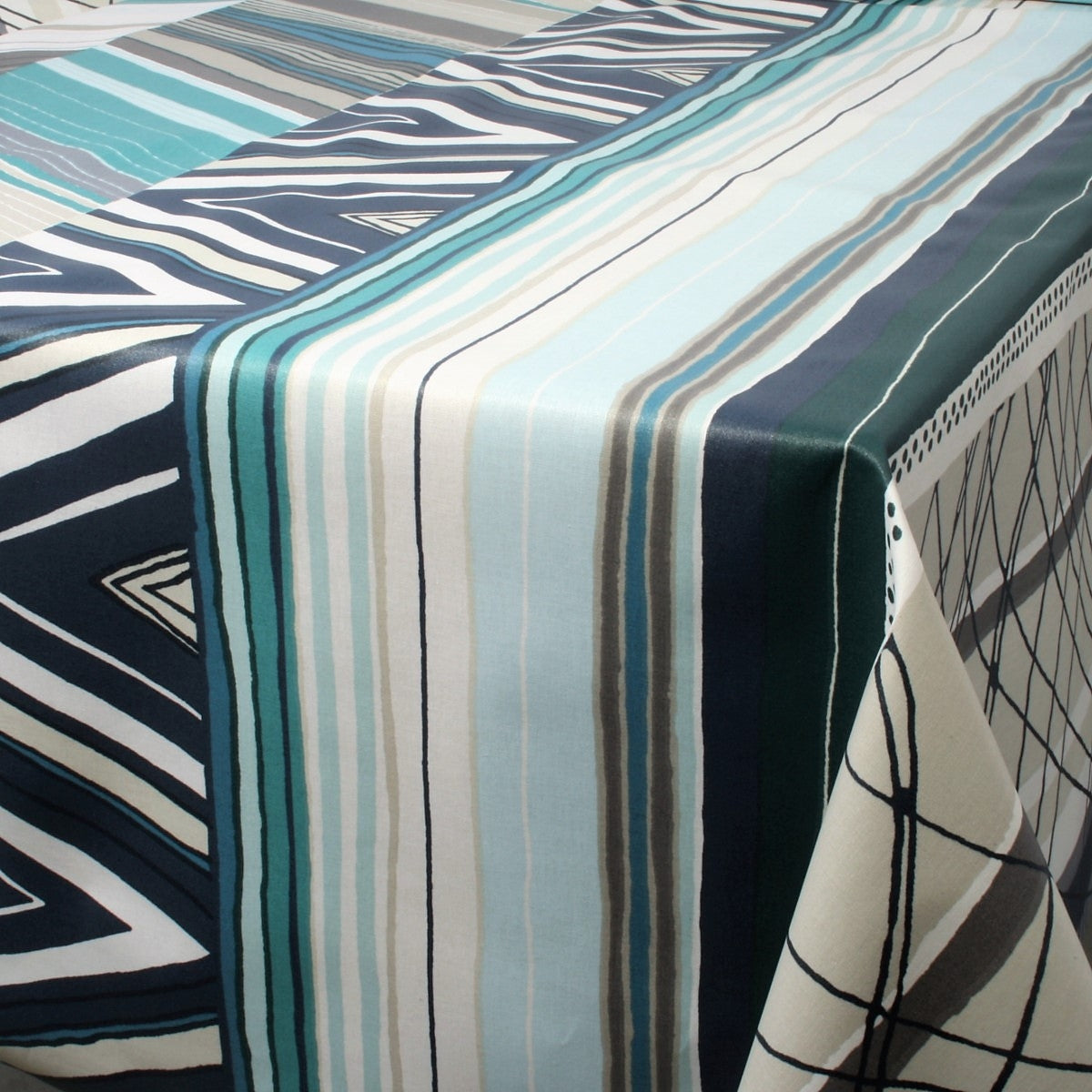 Sombrero Bleu textilvaxduk blå - 155 cm bred