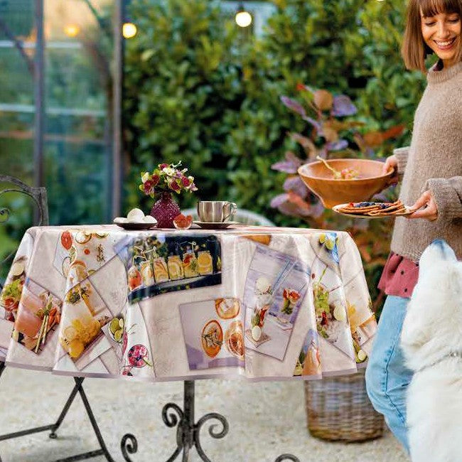 It’s Summer Time - Rund vaxduk med härliga drinkar