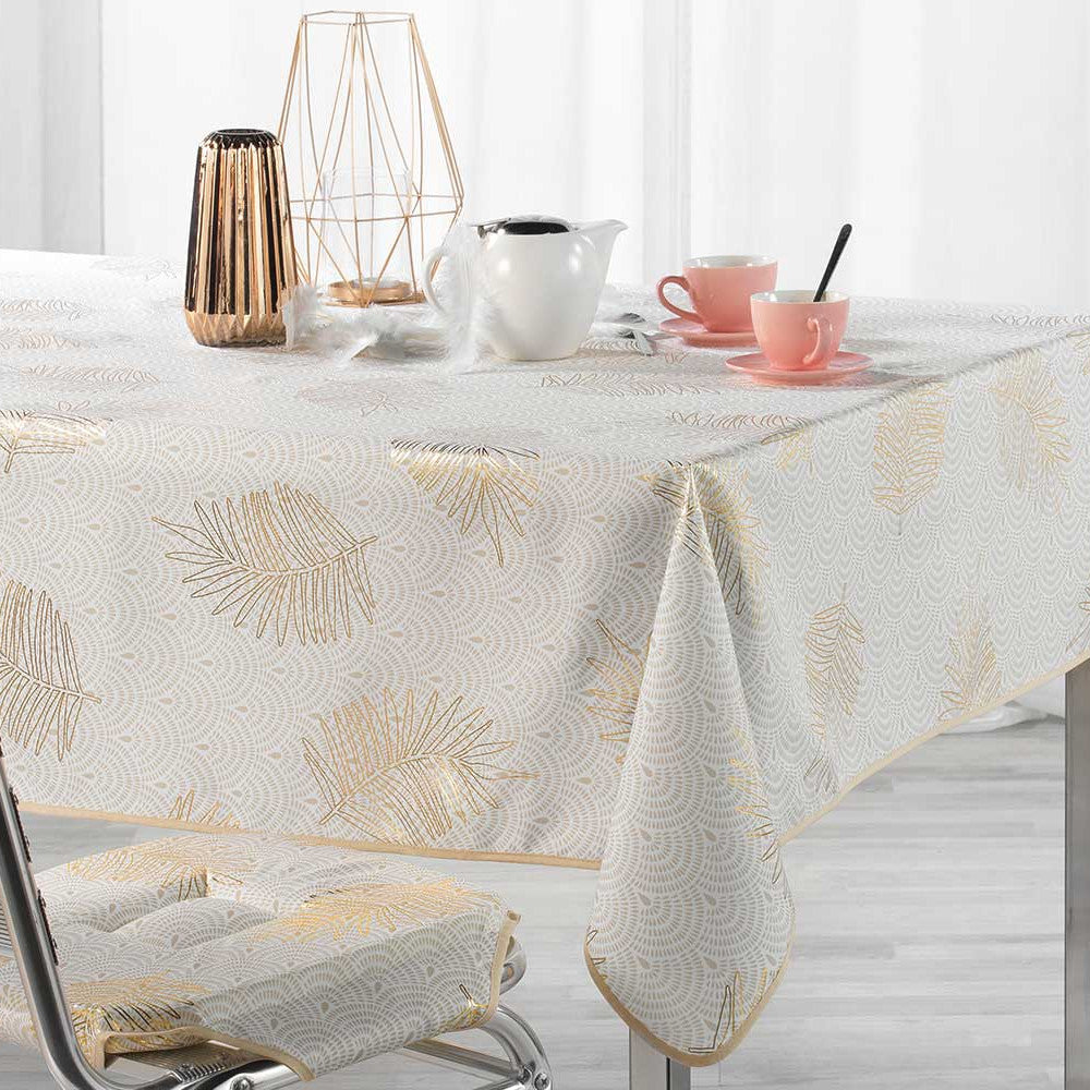 Sunny Metallic Print – Gold – Duk med fläckskydd – 150 x 240 cm