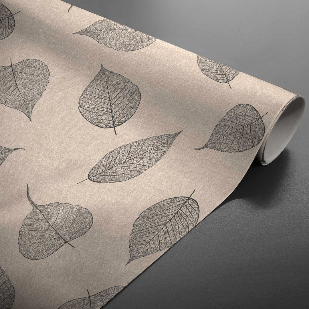 På rulle Textillia Feuillys Linen vaxduk med svarta torkade blad