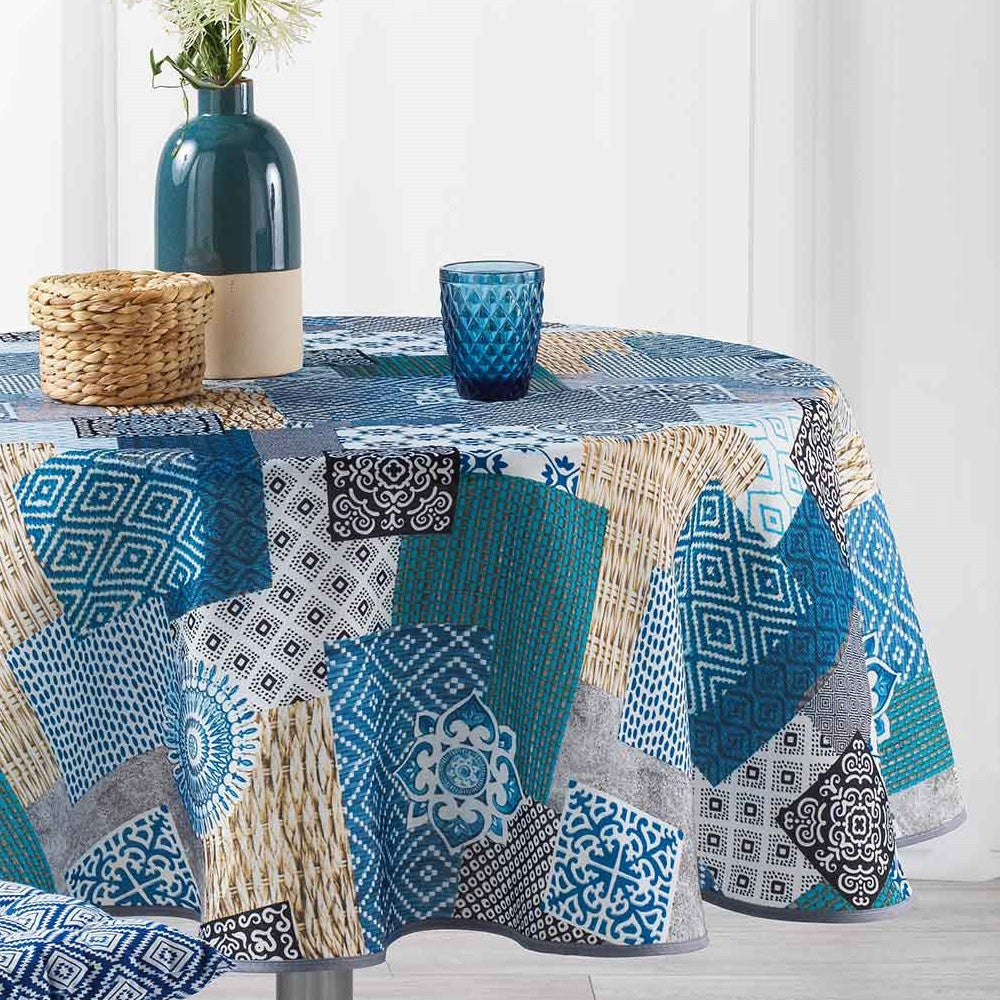 Trikala Blue Ø 180 cm, rund duk med fläckskydd