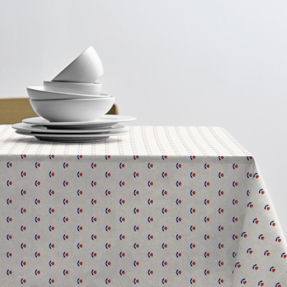 Tulip Royal Blue - Sødahl textilduk med tulpaner i rött och blått