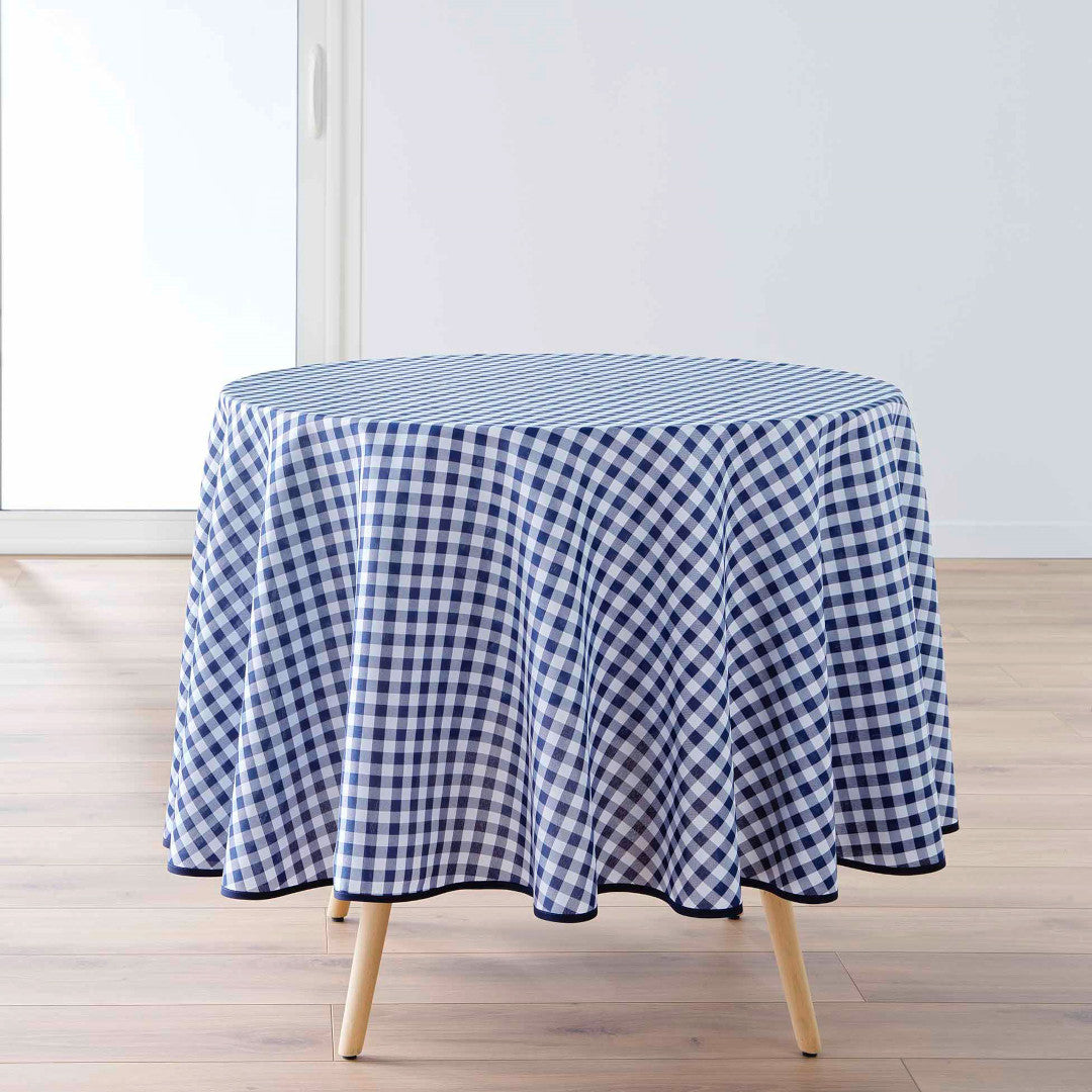 Vichy Blå Ø 180 cm, rund duk med fläckskydd och rutor på bord