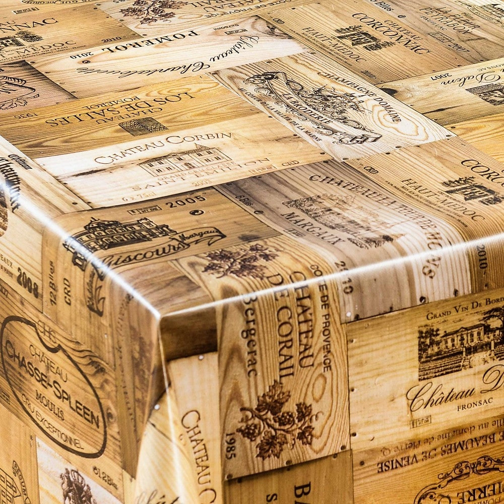 Chateaux du vin - Vaxduk med vinflasketiketter