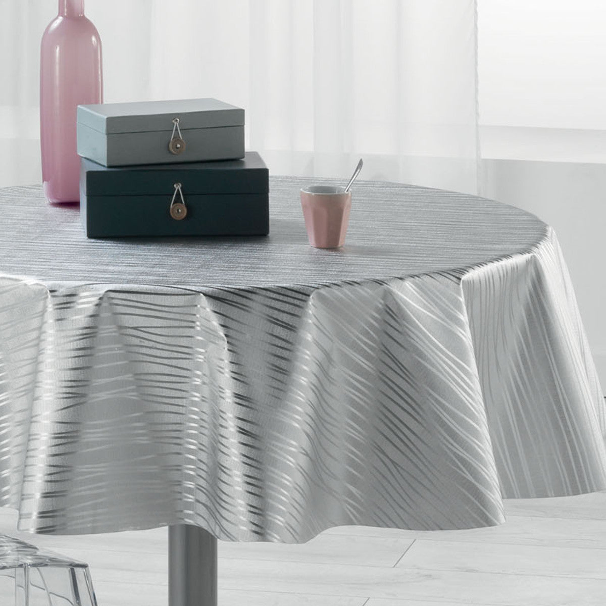 Metallise Wavy grå - Rund vaxduk, Ø 155 cm