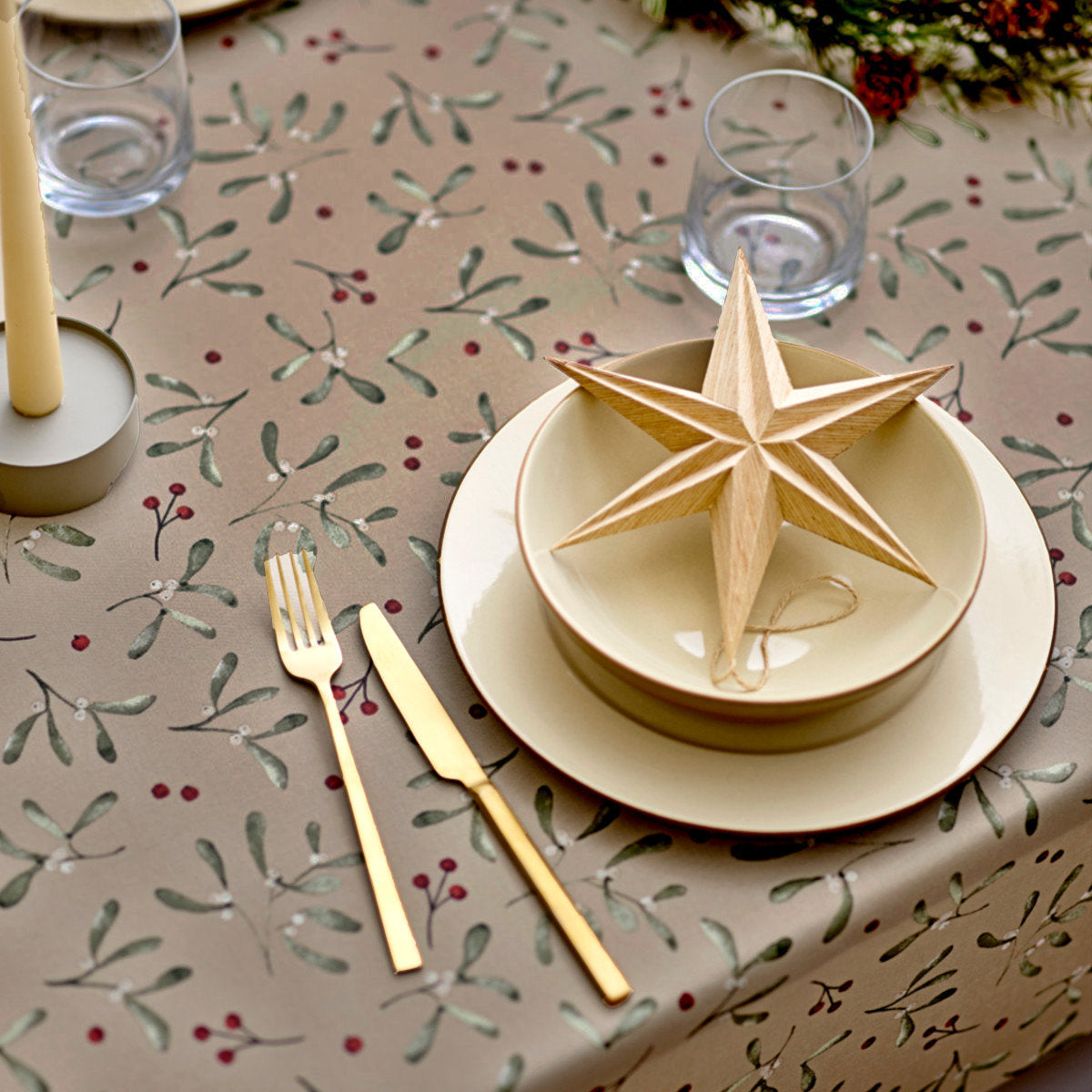 Södahl Julduk - Winter Berries, textilvaxduk i 100 % bomull