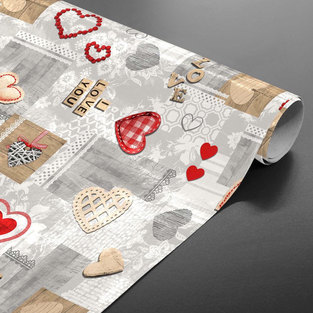 Amour Red - Vaxduk med hjärtan och romantiska detaljer, rulle