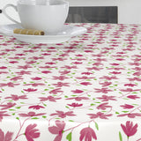 Bloom Bloom Cupcake – 160 cm bred vaxduk med blommor, närbild