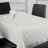 Dotti Earl Grey – Vaxduk med grafiskt prickmönster, 160 cm bred, miljö