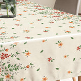 Flora Sand – Präglad vaxduk med blombård, mönster