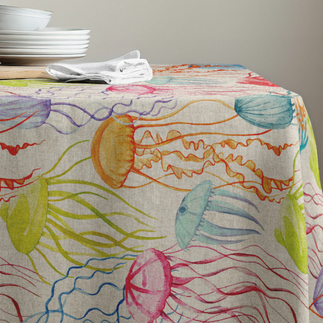 Lino Medusa – Textilvaxduk med färgglada maneter i linnelook, hörn