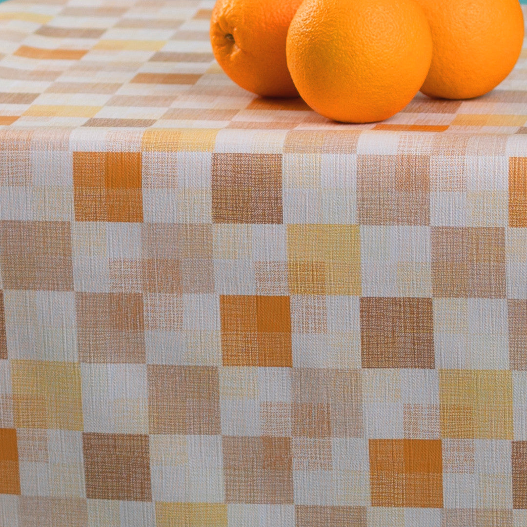 Mosaic Apricot – Vaxduk med rutor och textillook, närbild