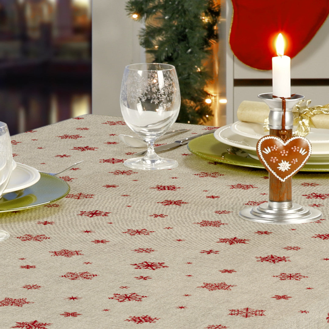 Nordfavn Snowflakes – Julvaxduk med röda snöflingor och iskristaller dukning