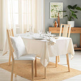 Pauline – duk i polyester/linne 140 x 240 cm, miljö