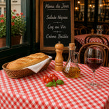 Picnic Red – Rutig vaxduk med textillook, bistromiljö