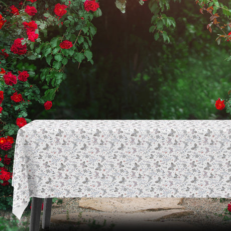 Sommarfamn Grå – vaxduk med fjärilar och blommor, miljö