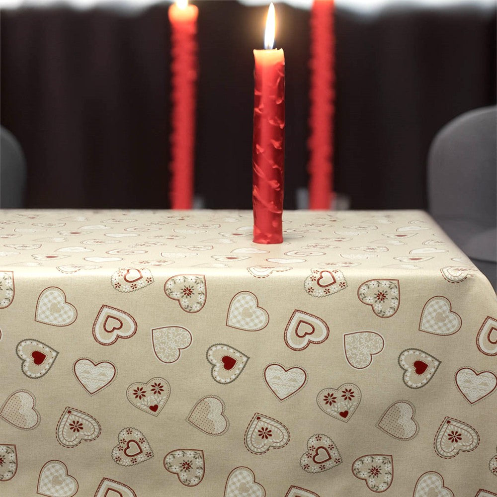 Vaxduk med romantiska hjärtan