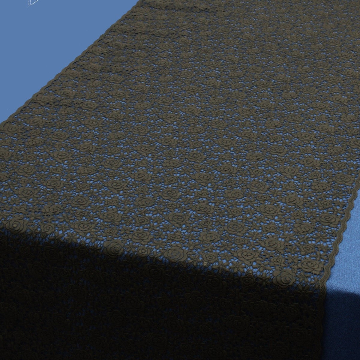 Bordslöpare – Spetsduk med små rosor, svart