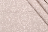 Bredle Grå och vit – jultextilvaxduk med lurex, 150 cm bred