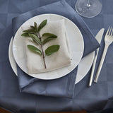 Compliments Wind Damastduk, blå – 160 x 270 cm, närbild