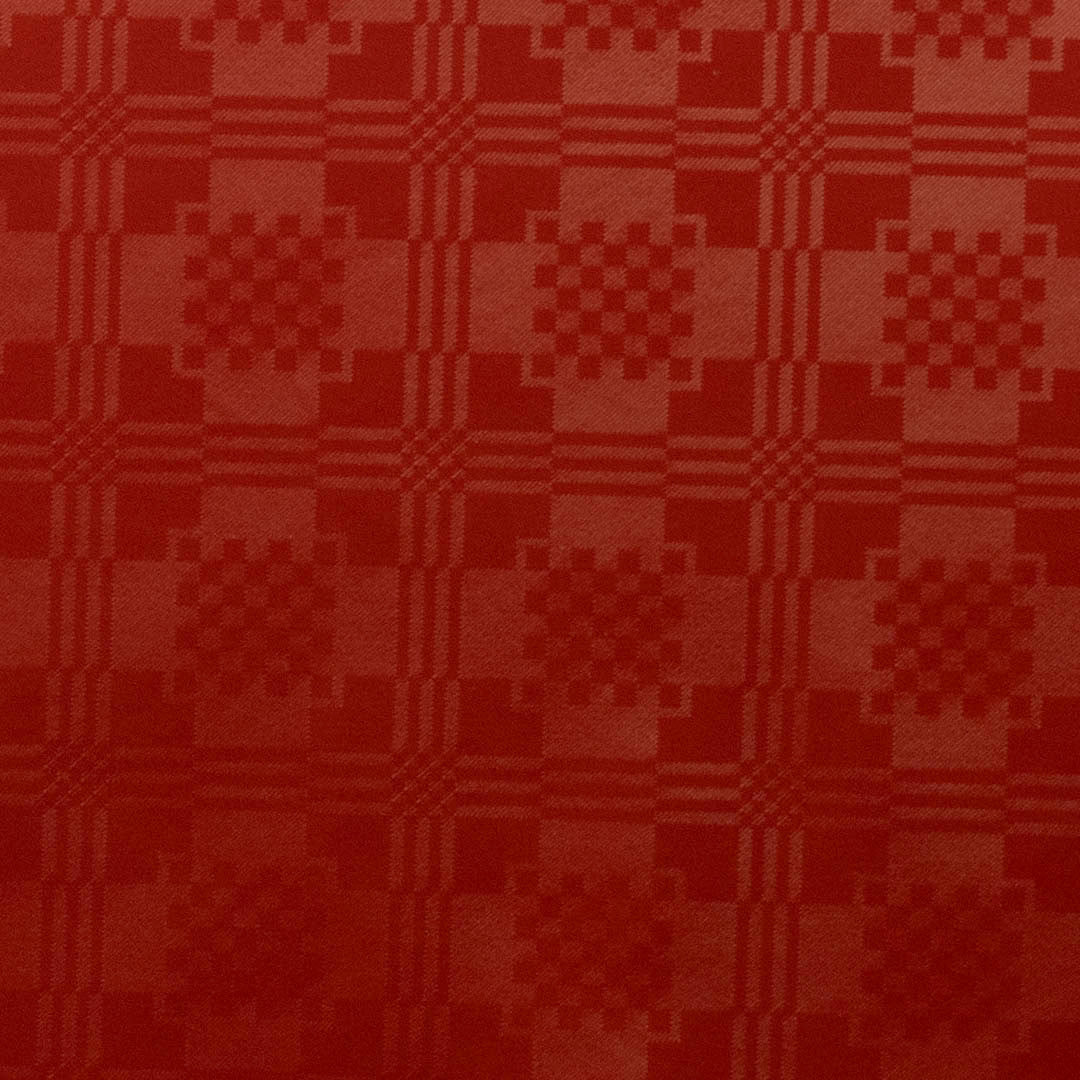 Damast Carre Classic Röd – damastpräglad vaxduk, mönster