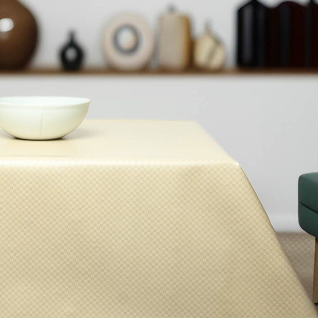 Klassiska rutor – Vaxduk i cream, miljöbild