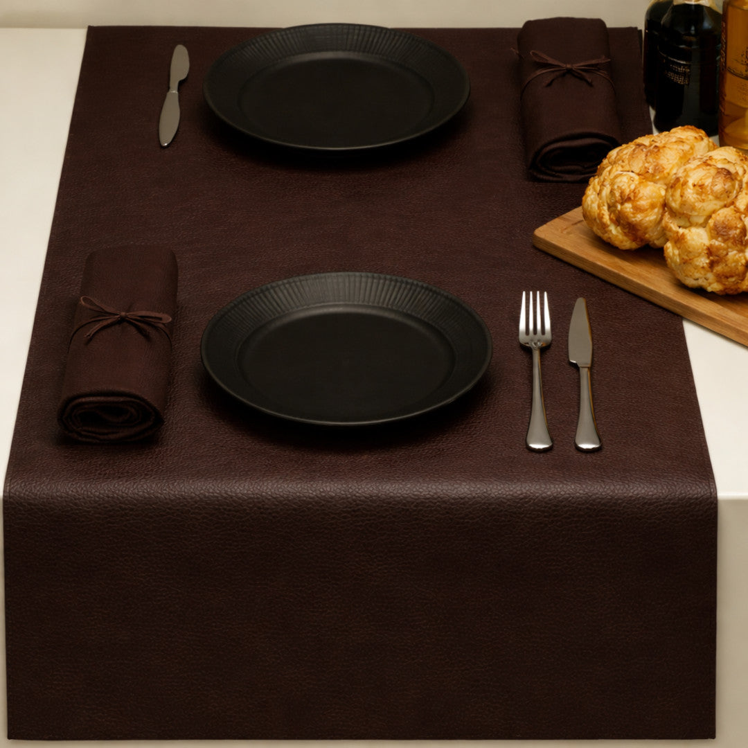 Konstläder Noblessa bordslöpare - Extra kraftig Dinner 4 two - 50 x 140 cm - Brun