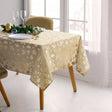 Magic Guld – Julduk med fläckavvisande behandling 150 x 240 cm