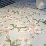 Magnolia Grace - Textilvaxduk med blommor och glidskydd, på bord