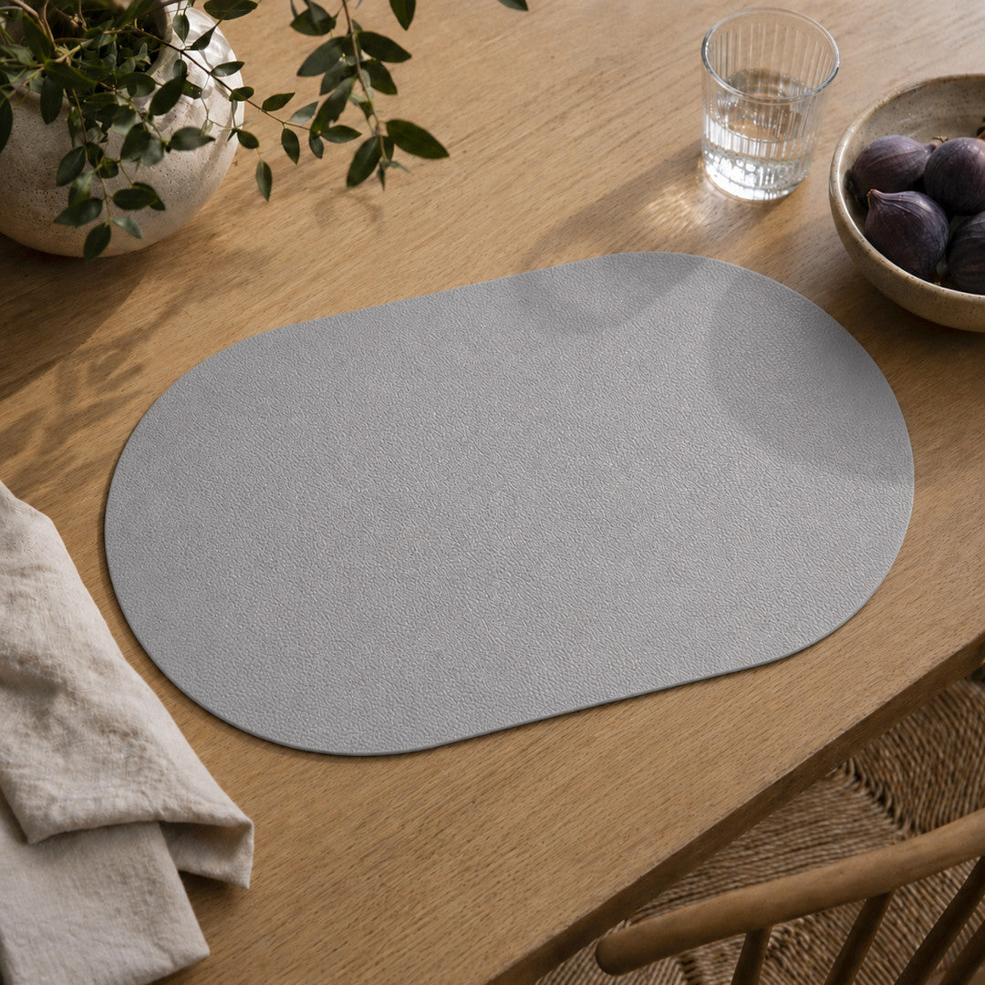 Moon oval bordstablett i konstläder – Svart/Ljusgrå – 30 x 45 cm