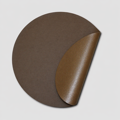Moon rund bordstablett i konstläder – Moka/Copper – Ø38 cm, vikt