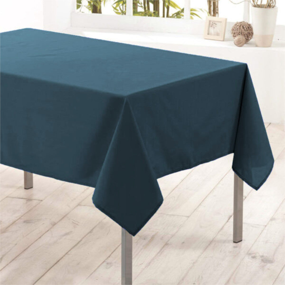 Nelson, enfärgad rektangulär duk med fläckskydd 145 x 300 cm - Petroleum