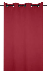 Notte Röd – Mörkläggningsgardin 140 x 280 cm i miljö