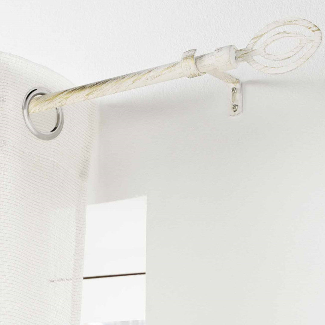 Patina Alpha Vit/Guld – justerbar gardinstång 120–210 cm, upphängning