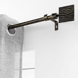 Patina Tempo Svart/Guld – Justerbar gardinstång 120–210 cm, upphängning