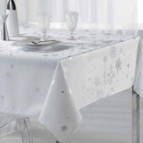 Constellation Snow Sky Vit/Silver – julduk med fläckskydd 150 x 300 cm