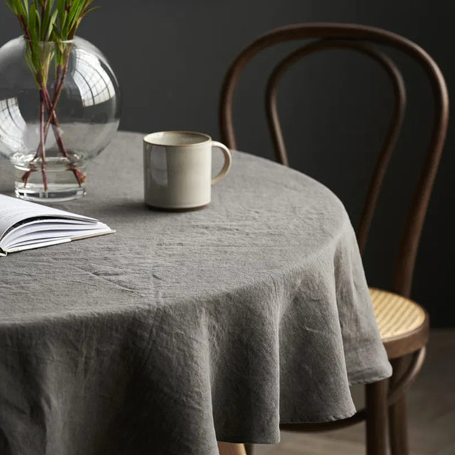 Södahl Pure Linen Earth – Rund linneduk Ø160 cm